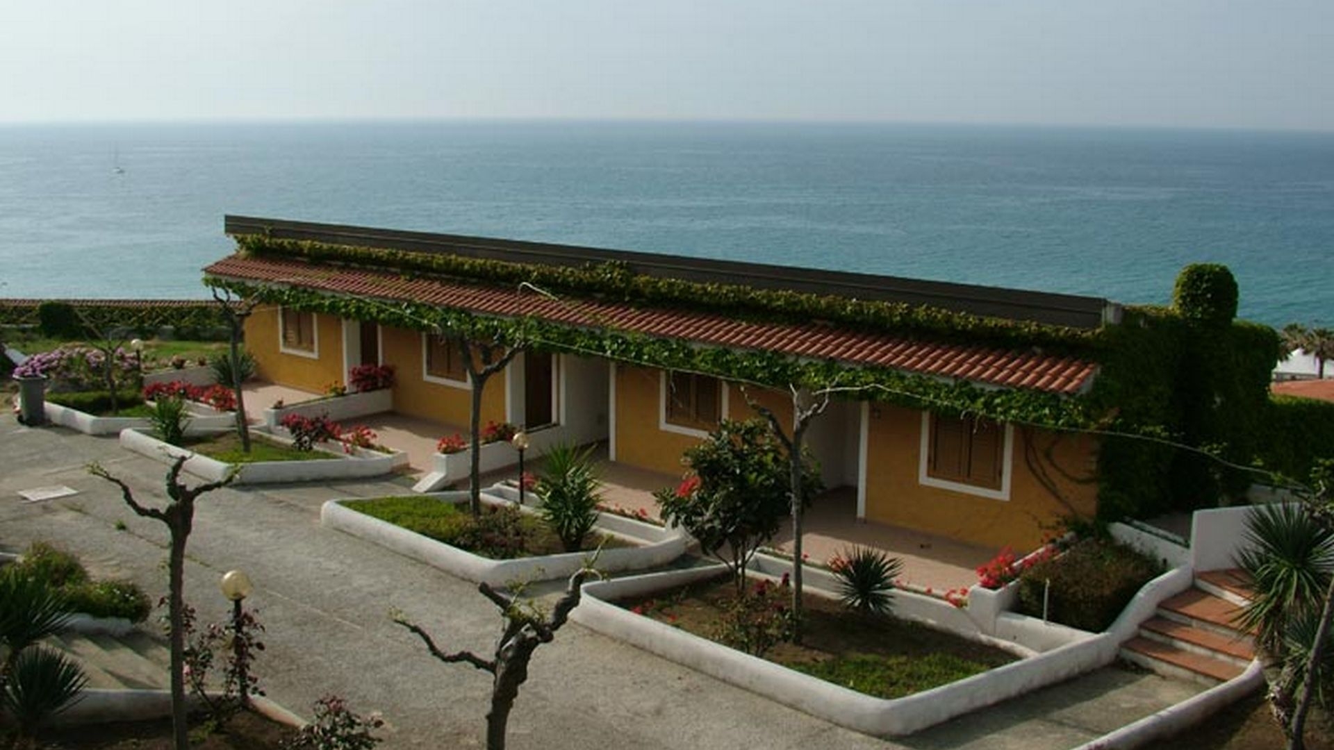 Cala Petrosa Resort